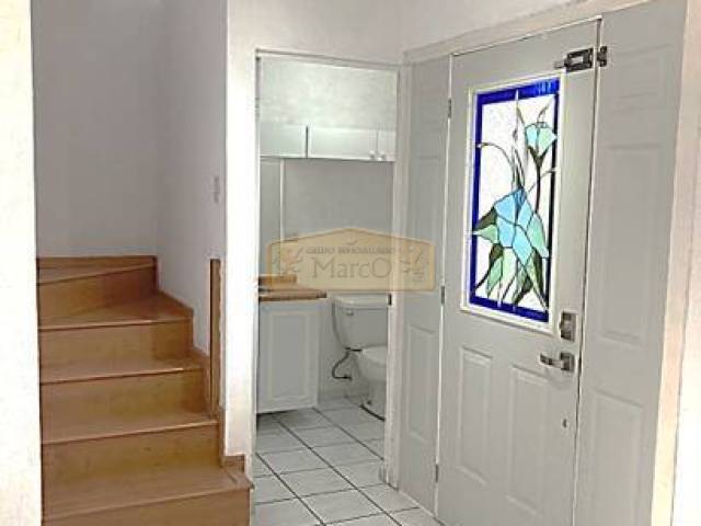 #74 - Casa para Venta en Celaya - GT