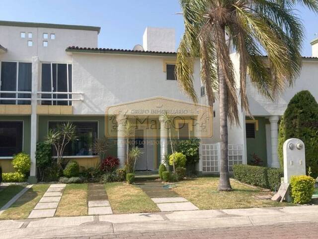 #72 - Casa para Venta en Celaya - GT - 2